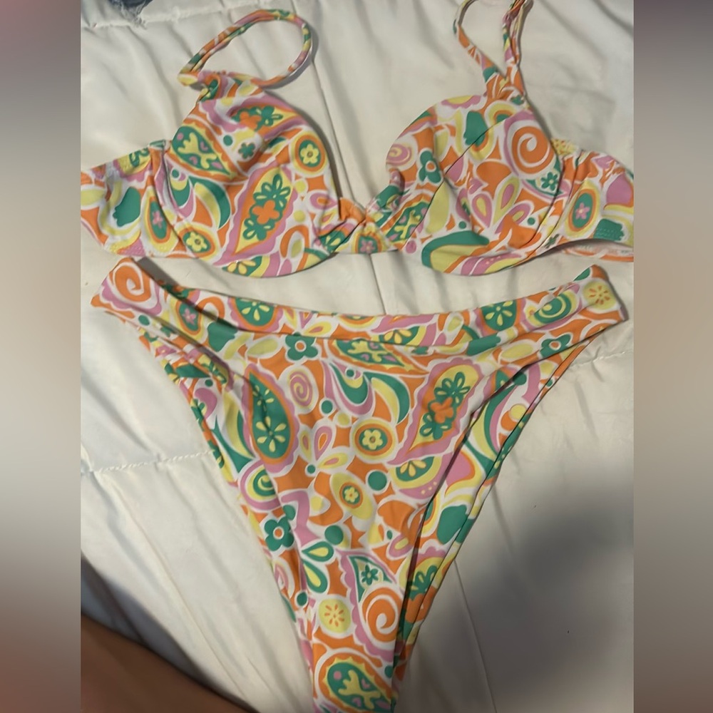 Really cute set, I don’t fit anymore